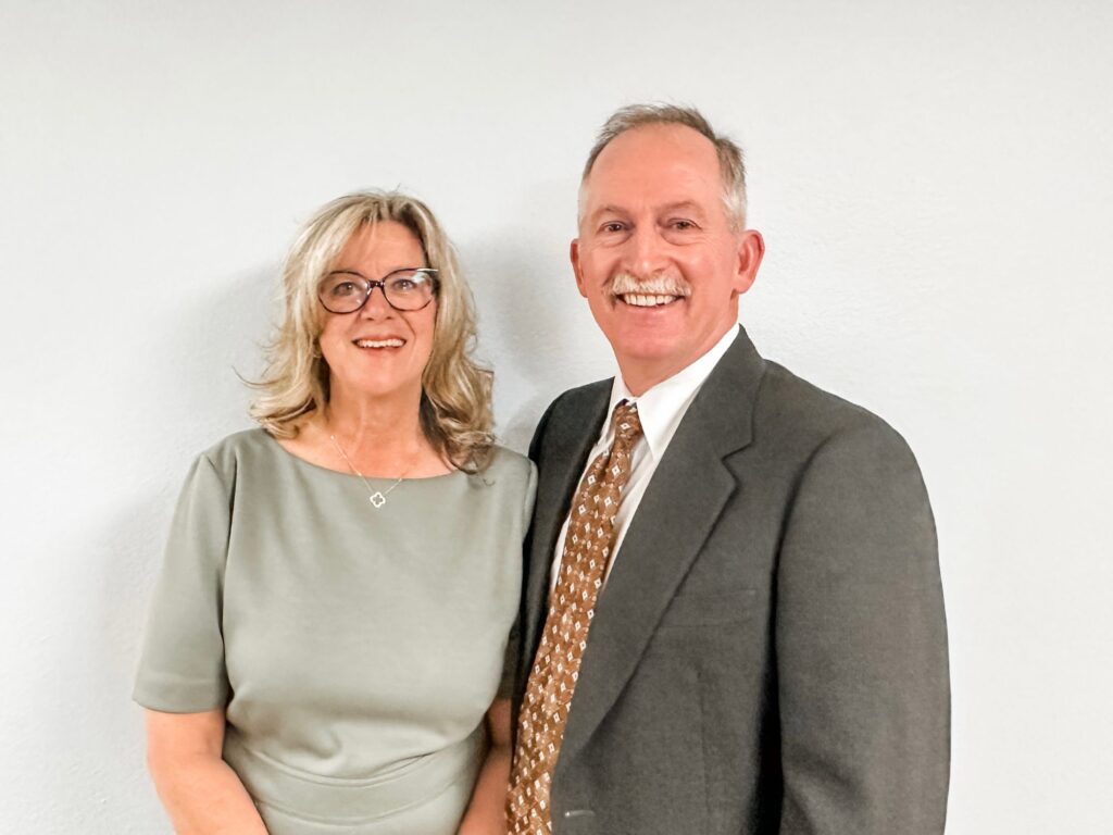 Robert & Jennifer Bennett, Grapevine Church of Christ